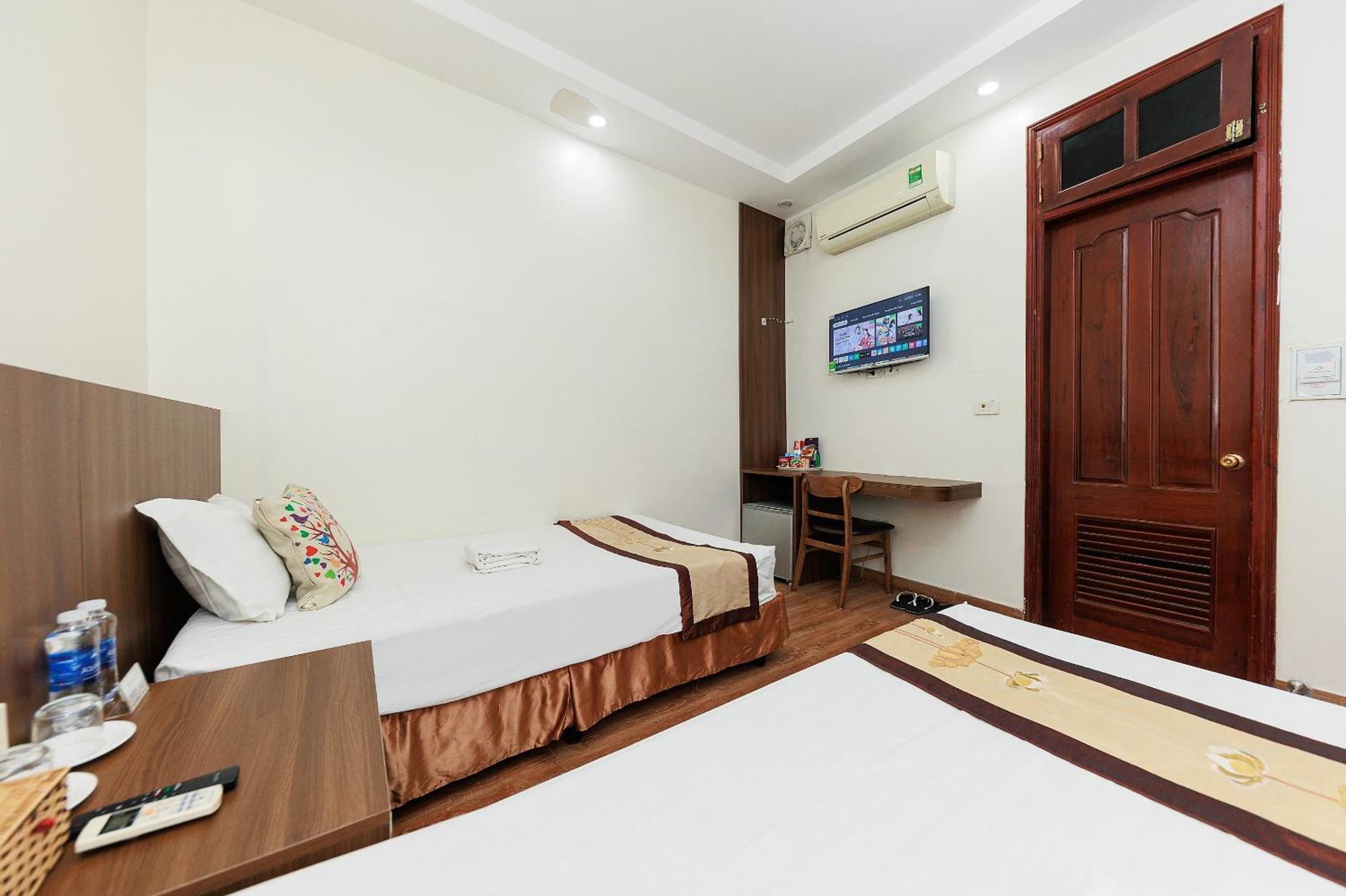 Oyo 472 Lenka Hotel Hanoi Exterior photo