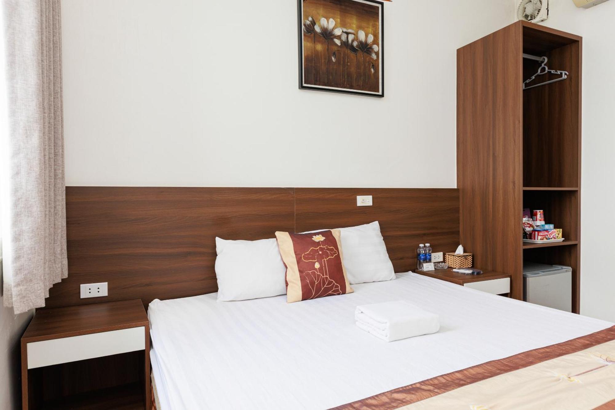 Oyo 472 Lenka Hotel Hanoi Exterior photo