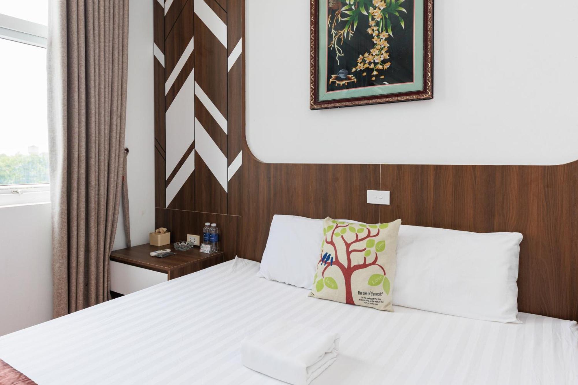 Oyo 472 Lenka Hotel Hanoi Exterior photo