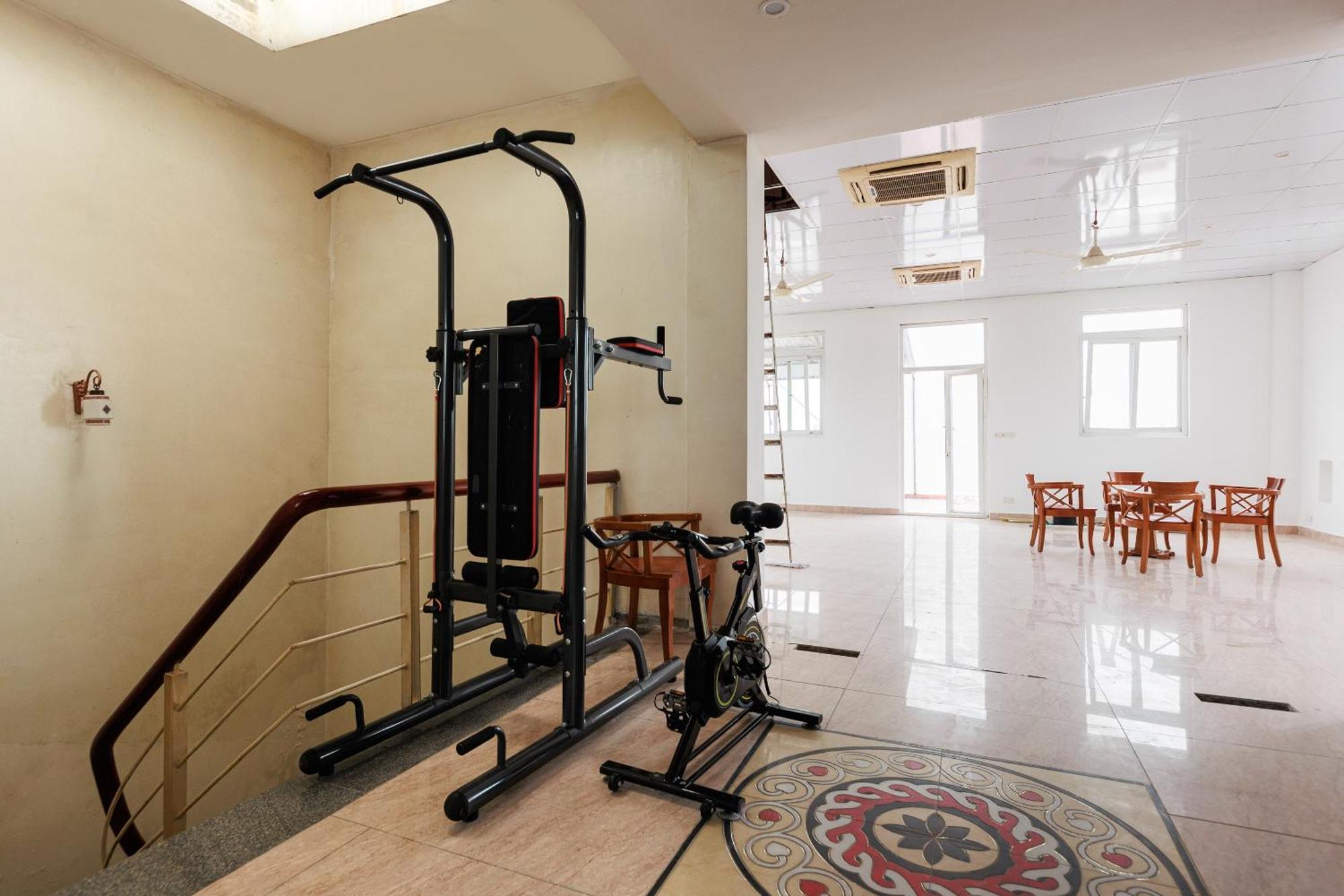 Oyo 472 Lenka Hotel Hanoi Exterior photo